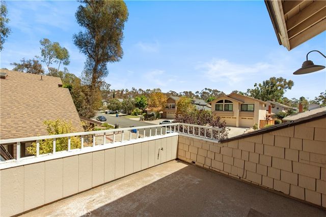 22625 Wood Shadow, Lake Forest, CA 92630