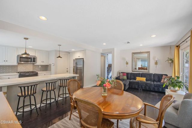 276 Beech Road, Newbury Park, CA 91320