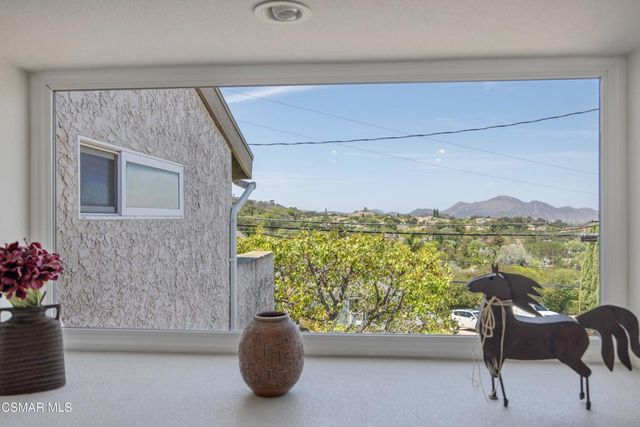 276 Beech Road, Newbury Park, CA 91320