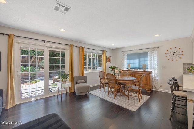 276 Beech Road, Newbury Park, CA 91320