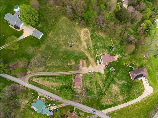 35 Bucey Rd, Hanover Twp, PA 15021