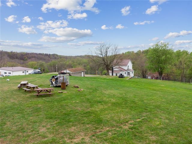 35 Bucey Rd, Hanover Twp, PA 15021