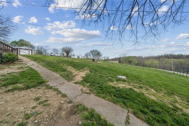 35 Bucey Rd, Hanover Twp, PA 15021