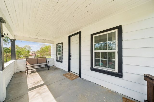 35 Bucey Rd, Hanover Twp, PA 15021