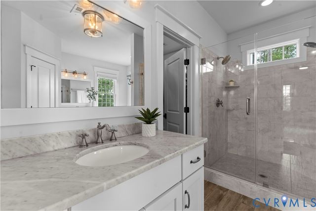 16107 Old Castle Rd, Midlothian, VA 23112