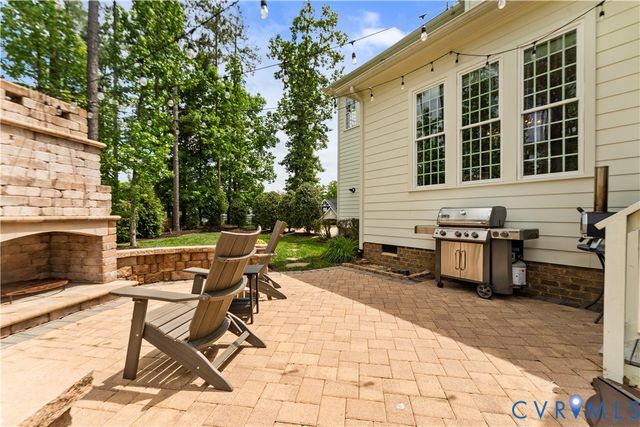 16107 Old Castle Rd, Midlothian, VA 23112