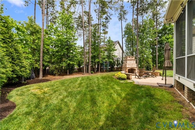 16107 Old Castle Rd, Midlothian, VA 23112