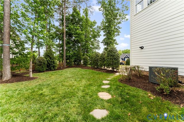 16107 Old Castle Rd, Midlothian, VA 23112