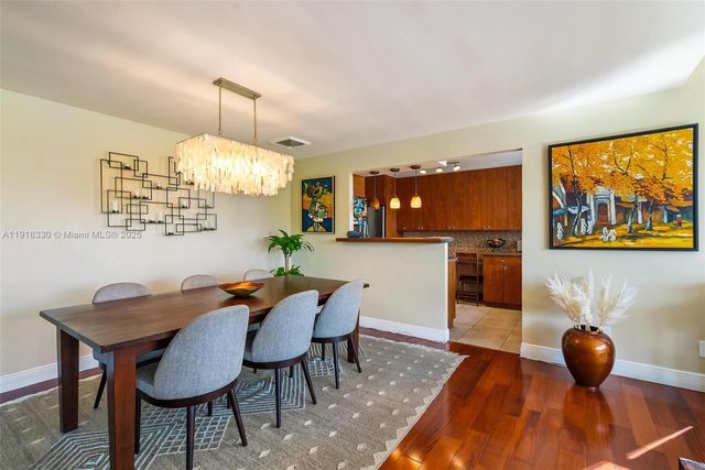 9102 W Bay Harbor Dr 2-DW, Bay Harbor Islands, FL 33154