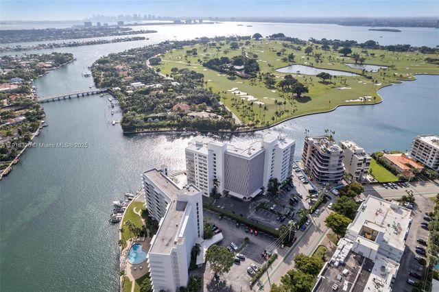 9102 W Bay Harbor Dr 2-DW, Bay Harbor Islands, FL 33154