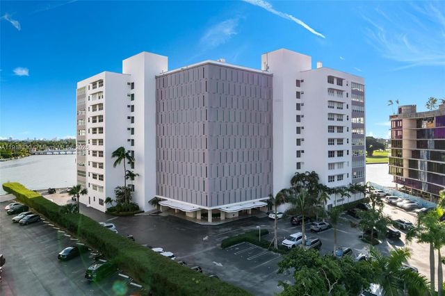 9102 W Bay Harbor Dr 2-DW, Bay Harbor Islands, FL 33154