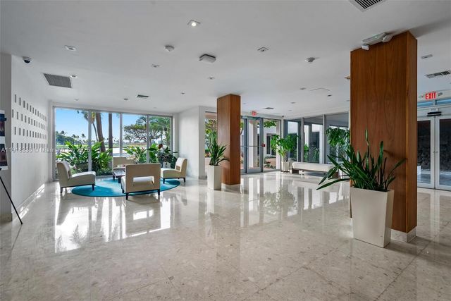 9102 W Bay Harbor Dr 2-DW, Bay Harbor Islands, FL 33154