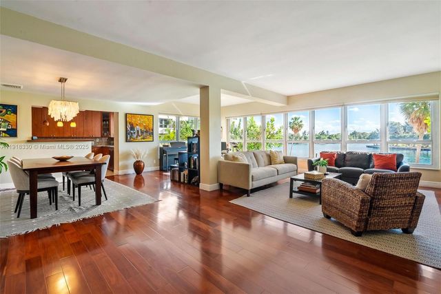 9102 W Bay Harbor Dr 2-DW, Bay Harbor Islands, FL 33154