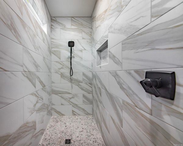 914 W Dell Vista Cove, Cabot, AR 72023