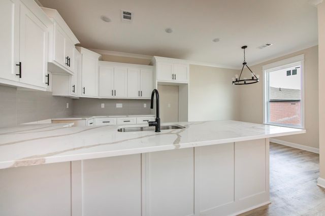 914 W Dell Vista Cove, Cabot, AR 72023