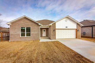 914 W Dell Vista Cove, Cabot, AR 72023