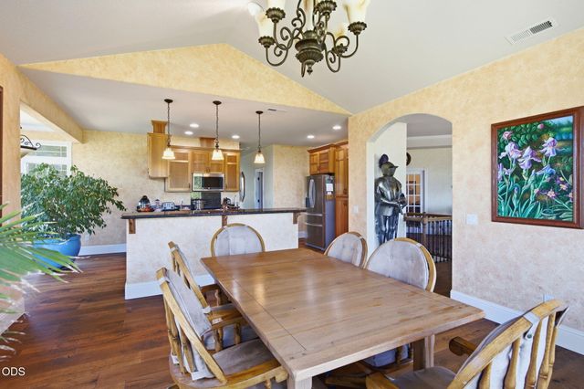 355 Madrone Ridge Drive, Grants Pass, OR 97527