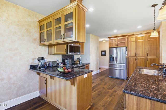 355 Madrone Ridge Drive, Grants Pass, OR 97527