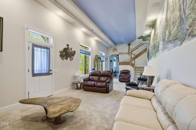 355 Madrone Ridge Drive, Grants Pass, OR 97527