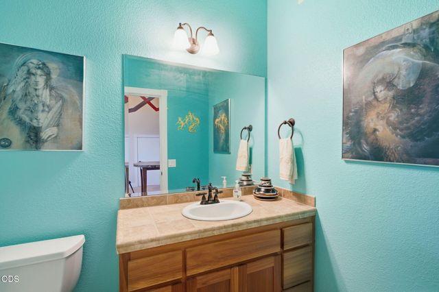 355 Madrone Ridge Drive, Grants Pass, OR 97527