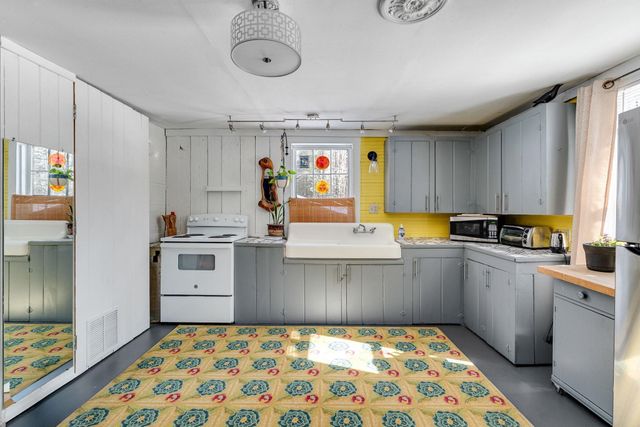 4020 North Fayston Road, Fayston, VT 05660