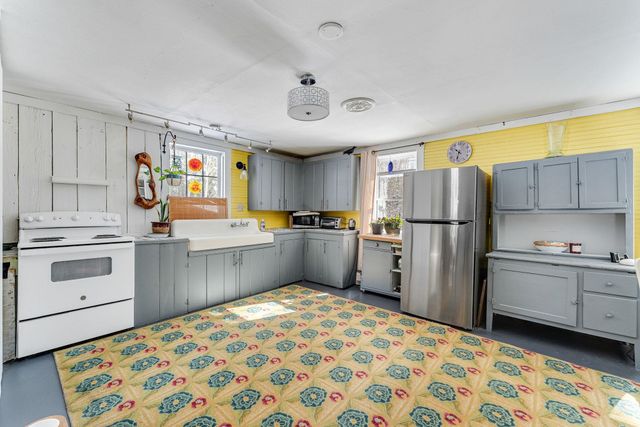 4020 North Fayston Road, Fayston, VT 05660