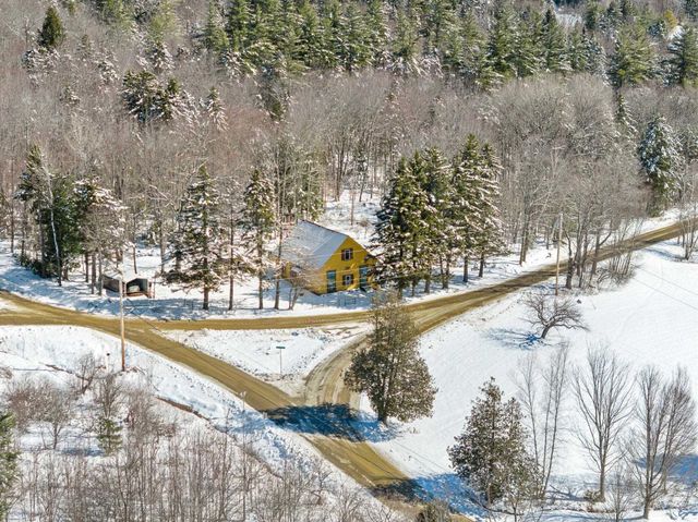 4020 North Fayston Road, Fayston, VT 05660