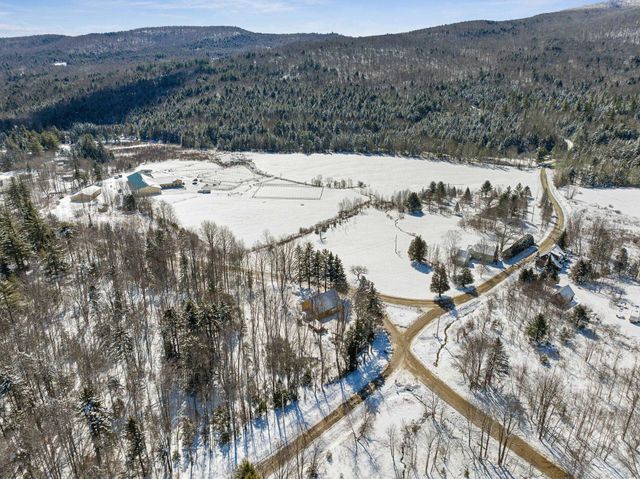 4020 North Fayston Road, Fayston, VT 05660