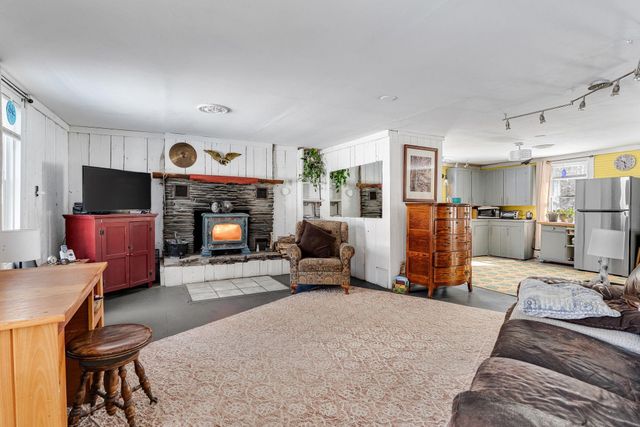 4020 North Fayston Road, Fayston, VT 05660