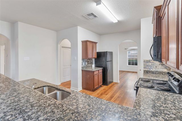 6903 Musclewood Road, Baytown, TX 77521