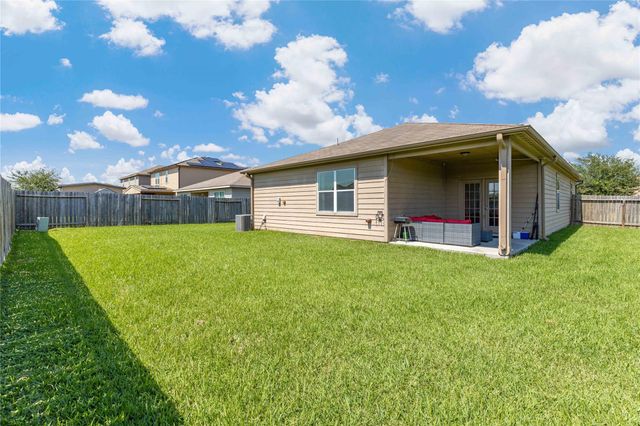 6903 Musclewood Road, Baytown, TX 77521