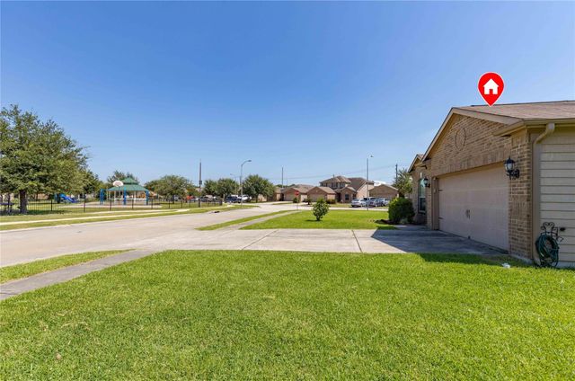 6903 Musclewood Road, Baytown, TX 77521