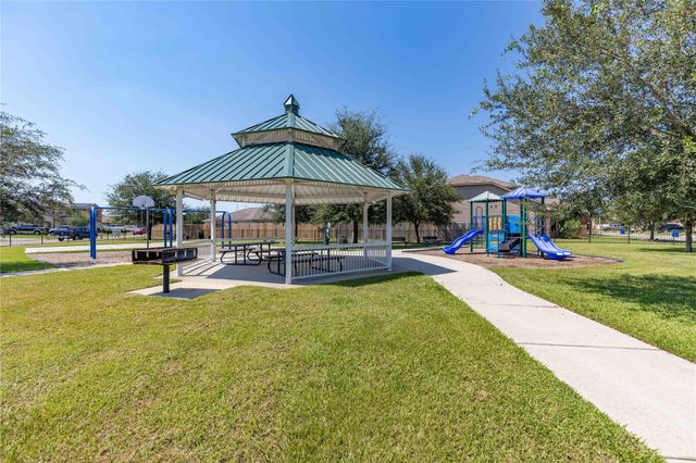 6903 Musclewood Road, Baytown, TX 77521