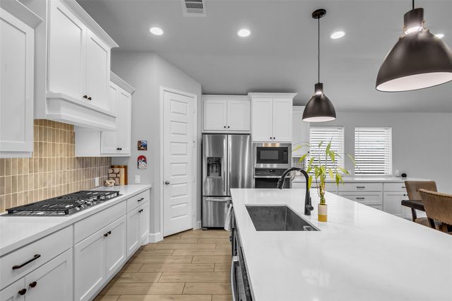 30047 Gold Finch Place, Fulshear, TX 77441