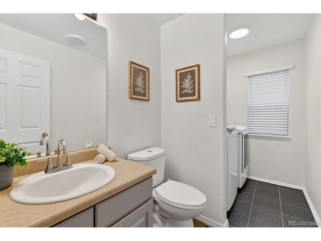 19805 E 58th Pl, Aurora, CO 80019