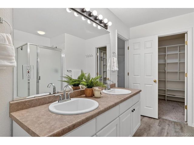 19805 E 58th Pl, Aurora, CO 80019