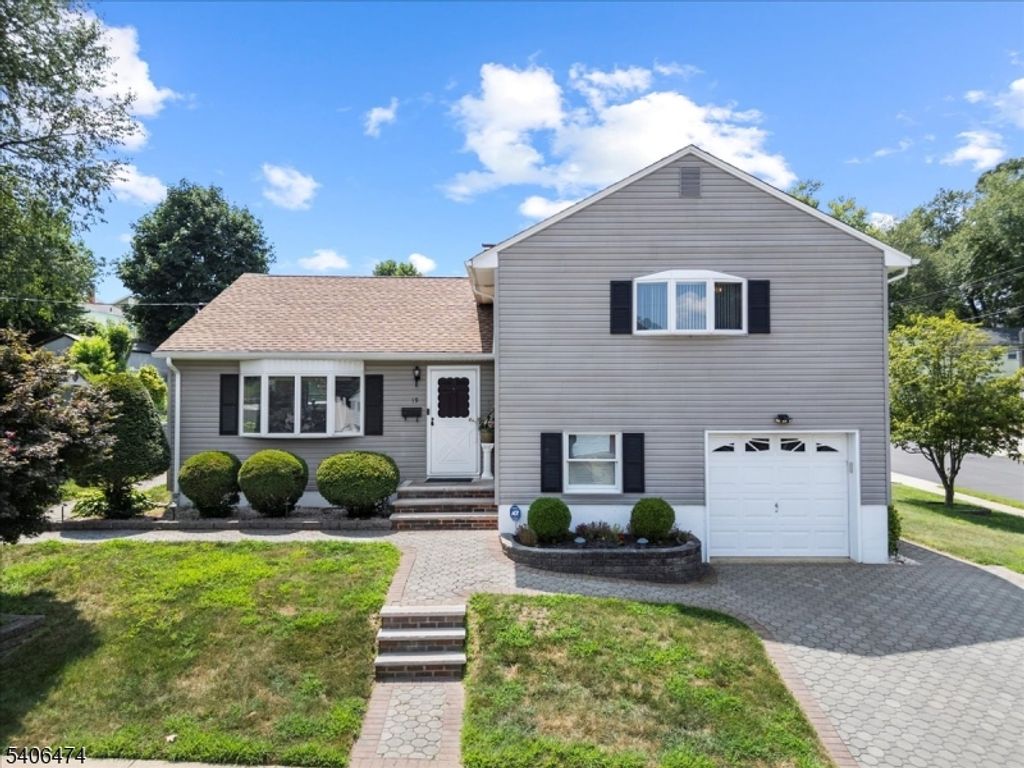 19 Frandsen Ave, South River Boro, NJ 08882