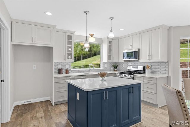 1250 Red Oak Plantation Drive, Unincorporated, MO 63021