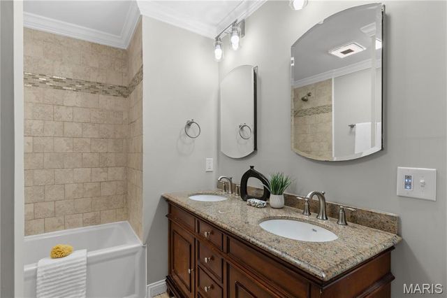 1250 Red Oak Plantation Drive, Unincorporated, MO 63021