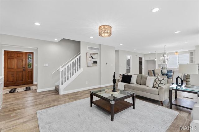 1250 Red Oak Plantation Drive, Unincorporated, MO 63021