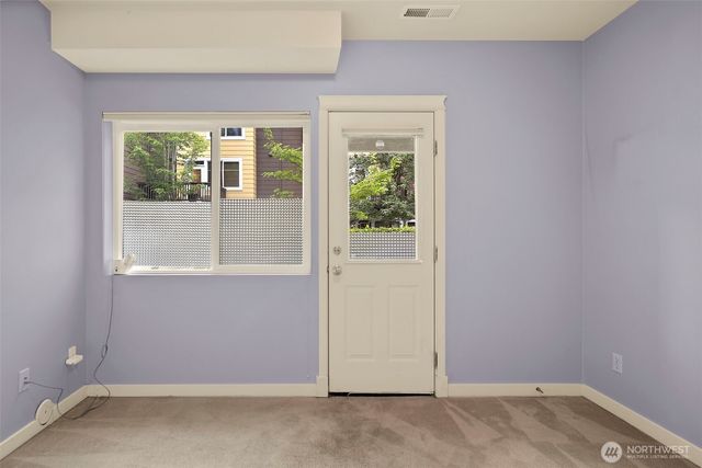 1748 24th Avenue NE, Issaquah, WA 98029