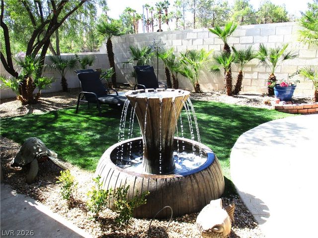 231 Windsong Drive, Henderson, NV 89074