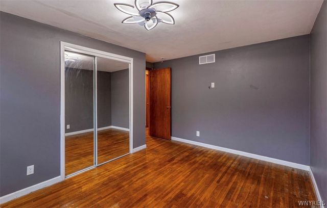 82 Surfside Parkway, Cheektowaga, NY 14225