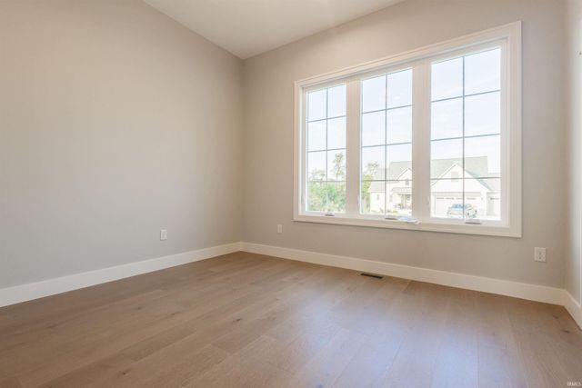 4442 N Seabiscuit Circle, Bloomington, IN 47404