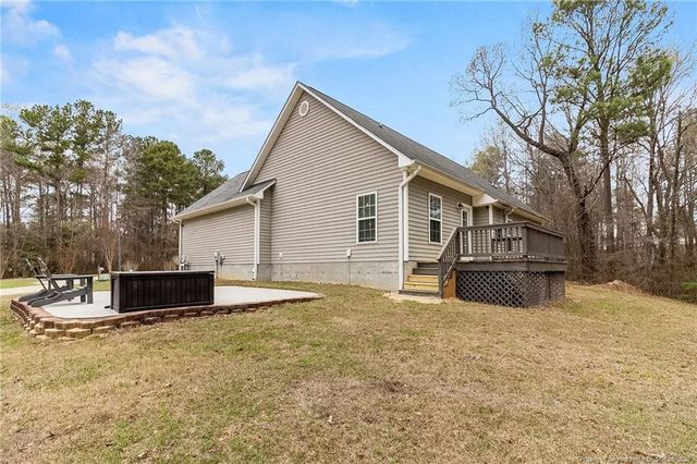169 Broadridge Court, Raeford, NC 28376