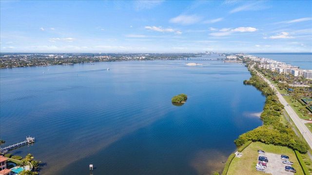 3450 S Ocean Boulevard 812, Palm Beach, FL 33480