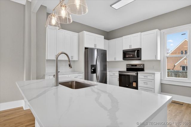 1000 SW Jennings Avenue, Bartlesville, OK 74003