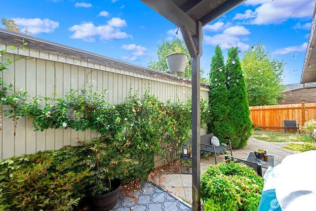 8632 26th Avenue SW, Seattle, WA 98106