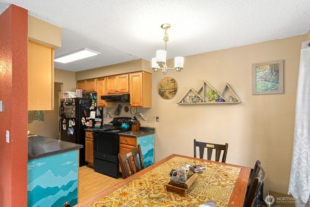 8632 26th Avenue SW, Seattle, WA 98106