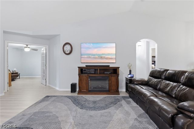 404 Parkdale BLVD, Lehigh Acres, FL 33974